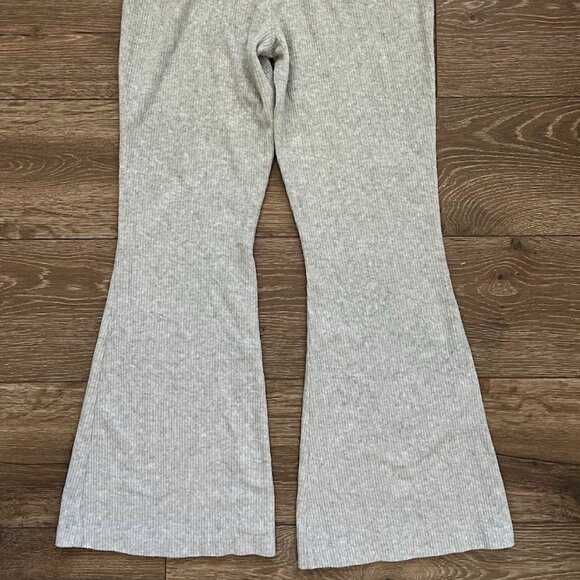 Aerie Gray Ribbed Velour Flare Lounge High Waisted Pants Size Small Regular - Picture 10 of 14